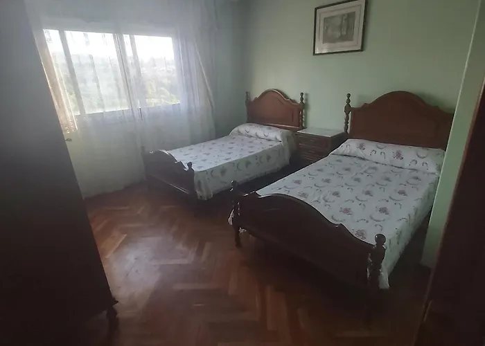 Casa Bembrive Planta 1 * Vigo